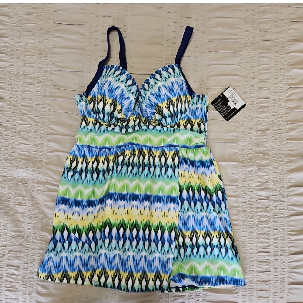 NWT Gabar Swimdress, size 18